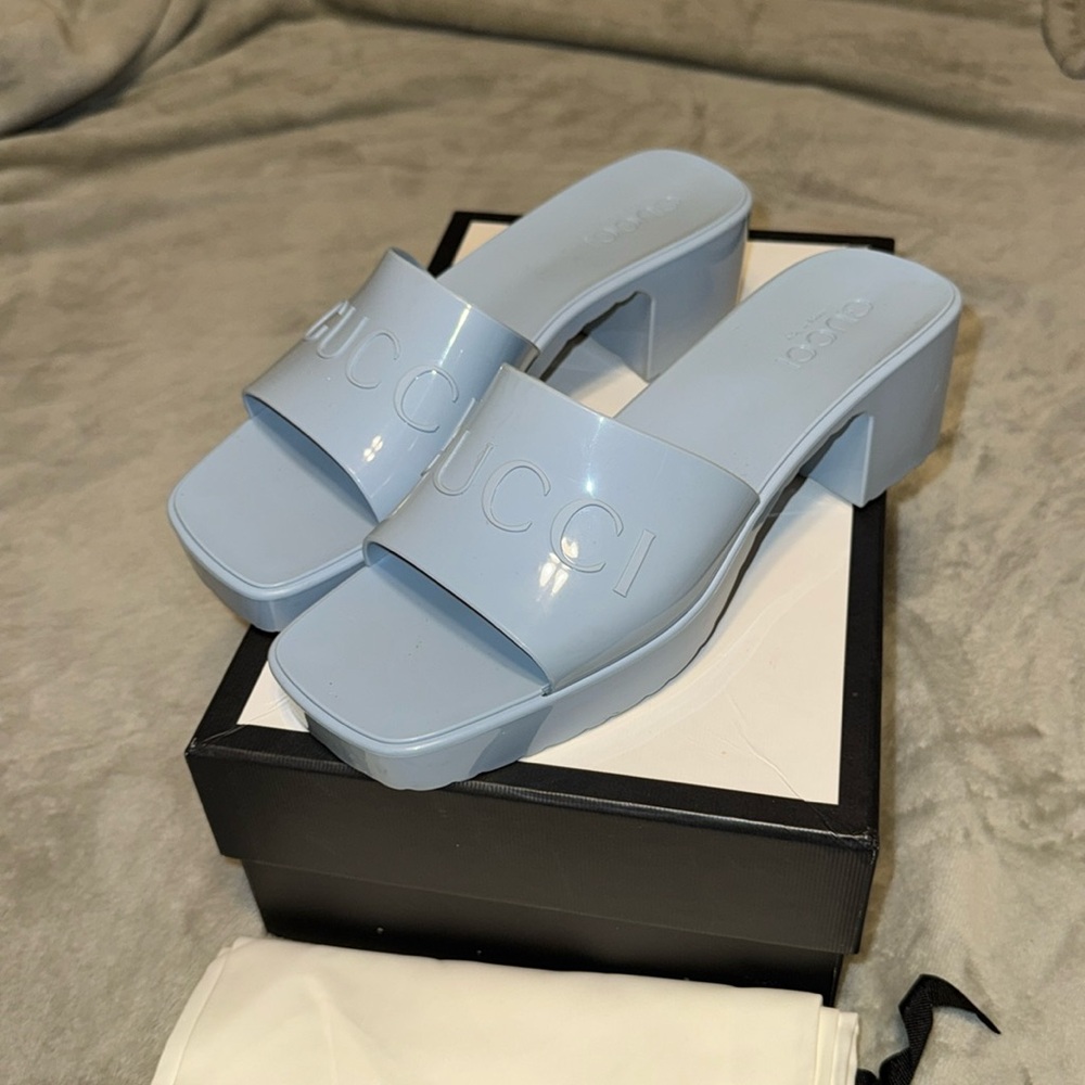 Gucci rubber slides